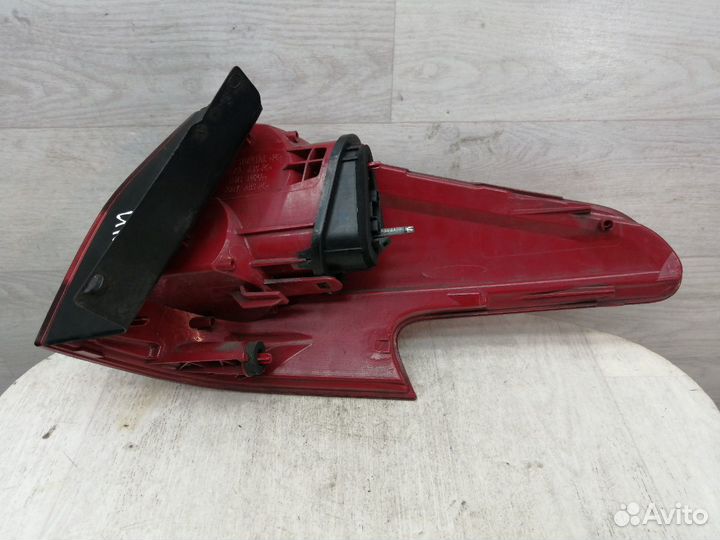 Фонарь задний левый Citroen C5. 2008-2017