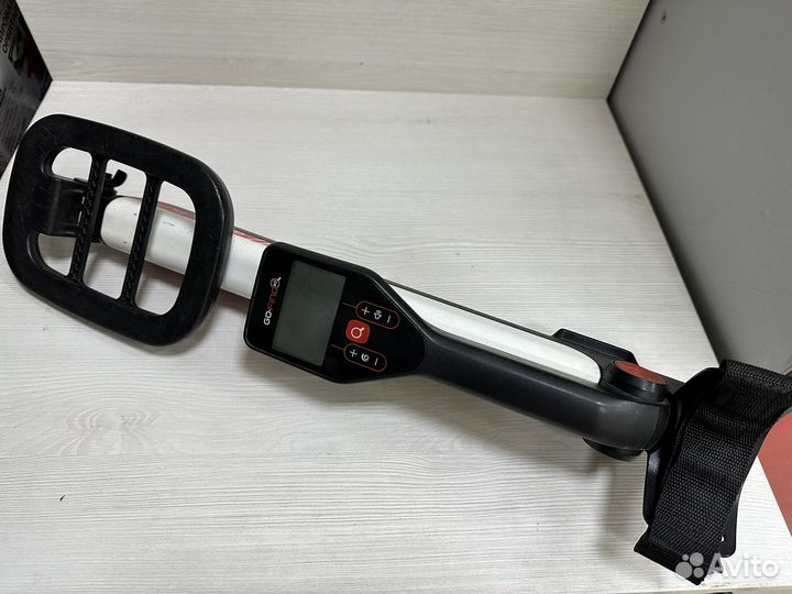 Металлоискатель Minelab Go-Find 20