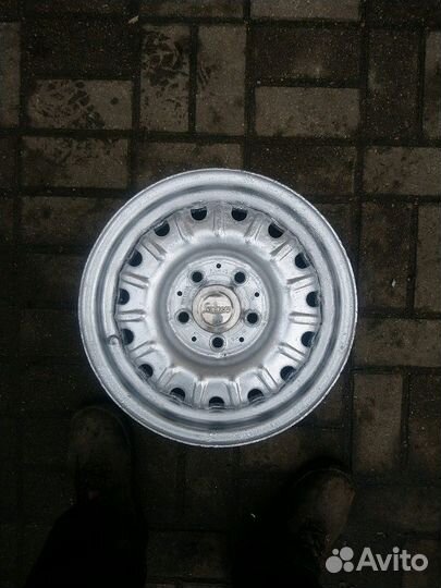 Штампованный диск R14 Lemmerz на Мерседес W123