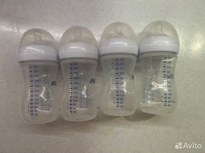 Детская бутылочка Philips Avent Natural 260 мл