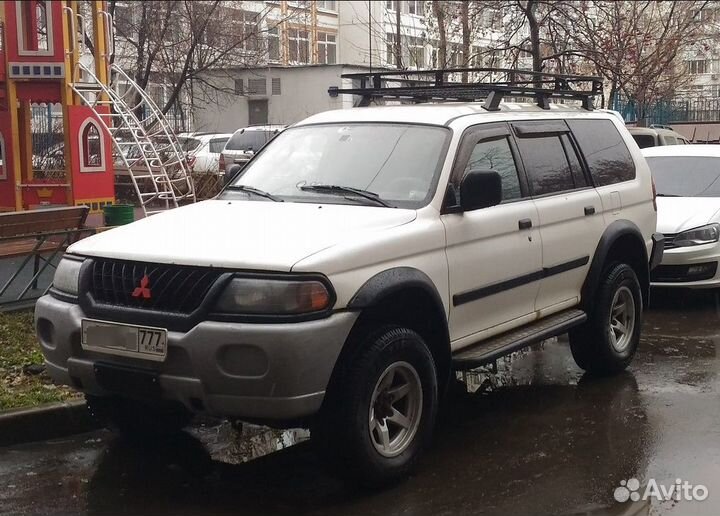 Кузовной пластик mitsubishi pajero sport 1