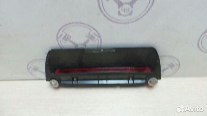 Дополнительный стоп сигнал Citroen C5 X40 RFJ 2006