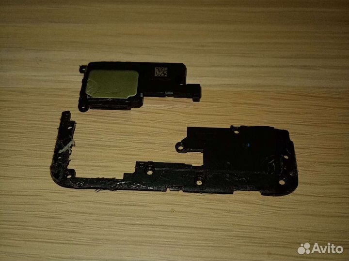 Запчасти на Honor 10, 9 Lite