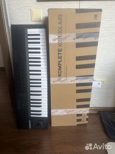 Komplete kontrol A49 midi