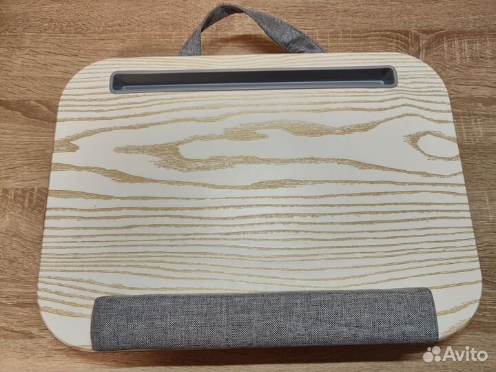 Столик для ноутбука с подушкой