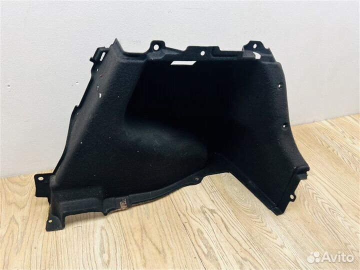 Обшивка багажника задняя правая Hyundai I30 1.6