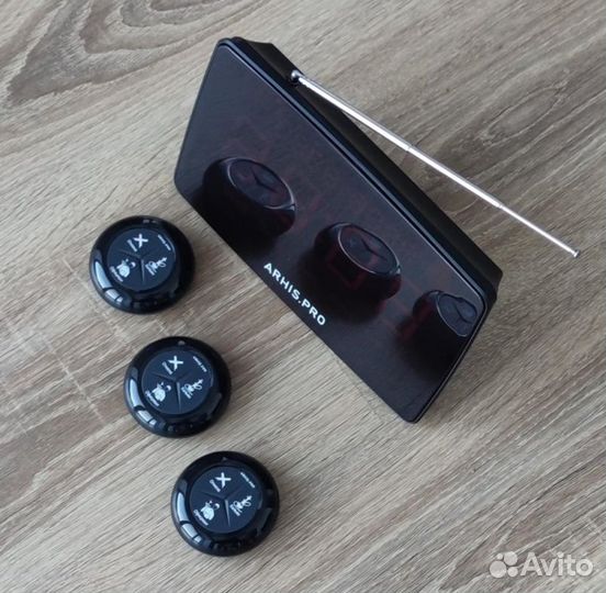 Влагозащищенная кнопка вызова персонала и табло