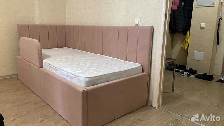 Кровать для ребенка от 3 лет