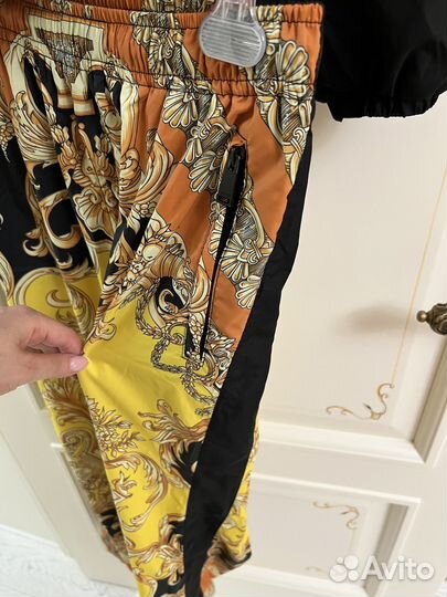 Спортивный костюм женский