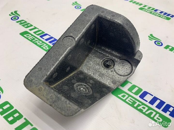 Абсорбер бампера передний Nissan Navara пикап