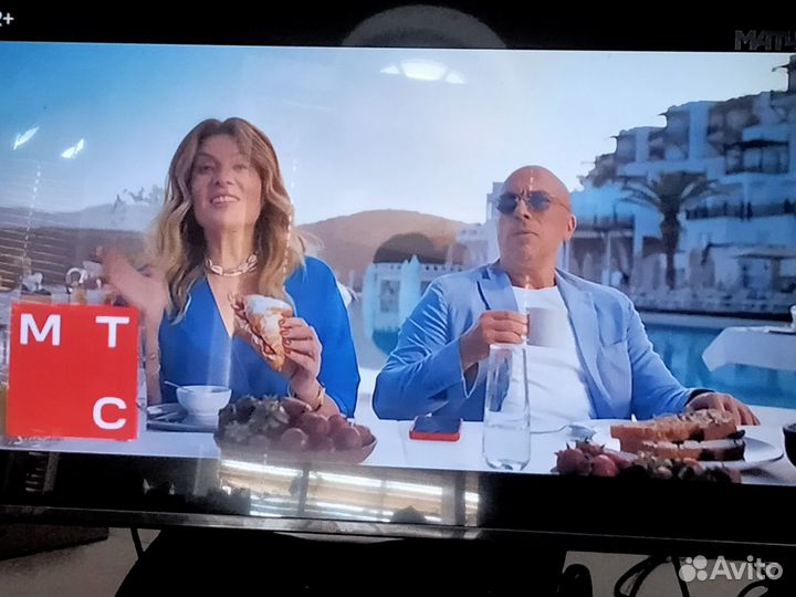 Телевизор SMART tv с вайфаем бу