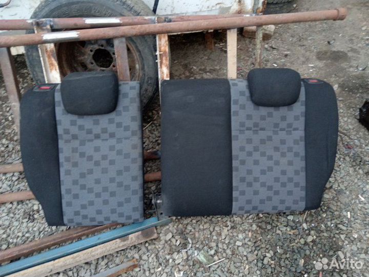 Сиденья комплект Ford Focus hwdb 2006
