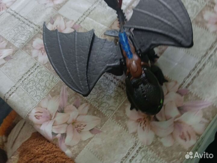 Игрушка дракон беззубик