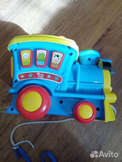 Игрушка-каталка Disney Паровозик