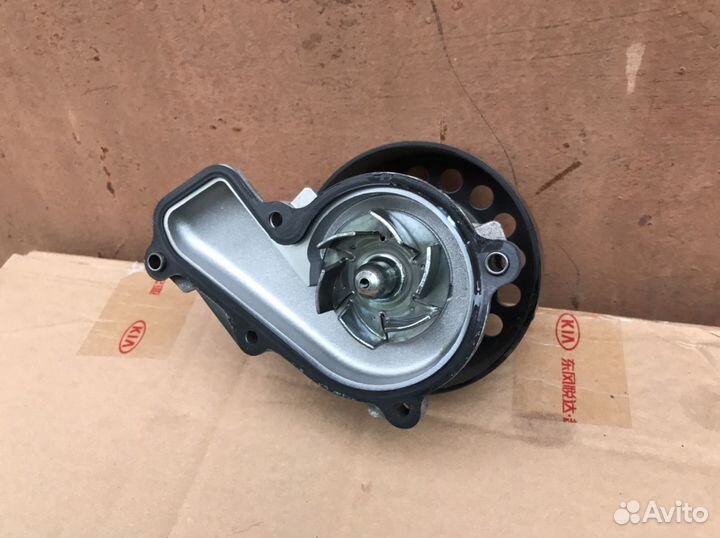 Hyundai Sonata 7 рестайлинг 2.0 помпа водяная