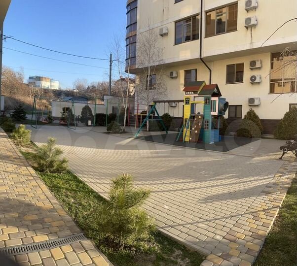 3-к. квартира, 100 м², 3/5 эт.