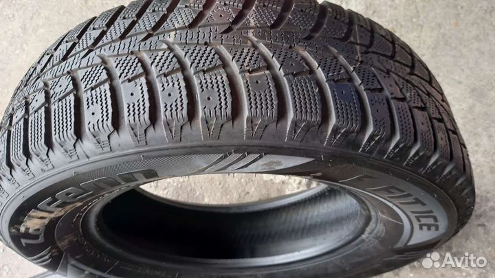 Laufenn I Fit Ice LW 71 215/70 R16 100T