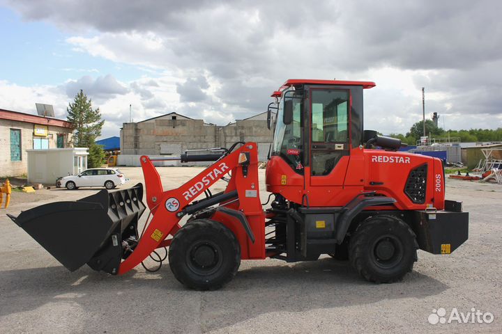 Фронтальный погрузчик Redstar 200S, 2023