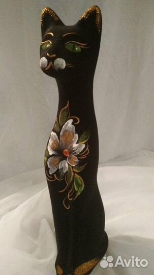 Копилка - статуэтка