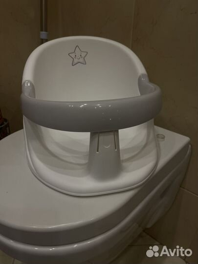 Стульчик для купания в ванной