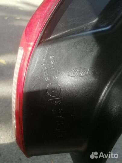 Фонарь задний левый форд фокус 3 хечбек