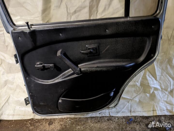 Задняя правая дверь Нива Ваз 2131 LADA пятидверка