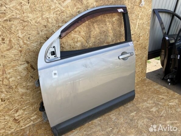 Дверь правая Nissan Qashqai J 10