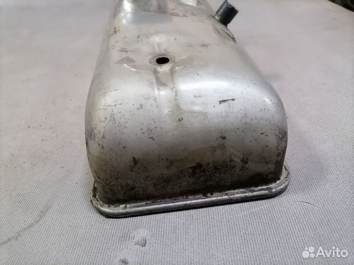 Клапанная крышка Volvo 340 1984-1991