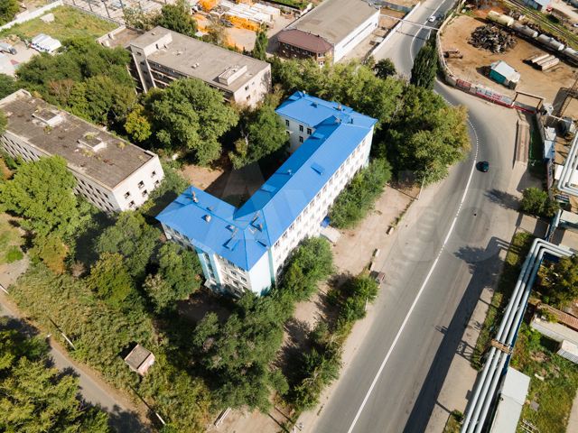 Здание, 3702.4 м²