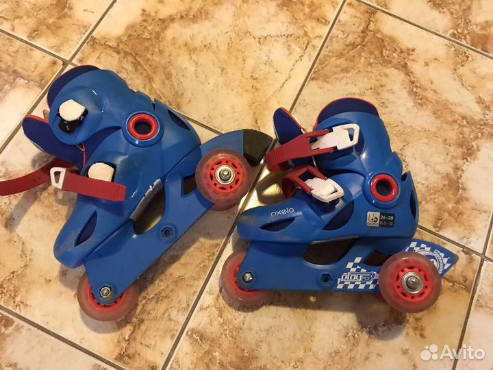 Роликовые коньки и шлем