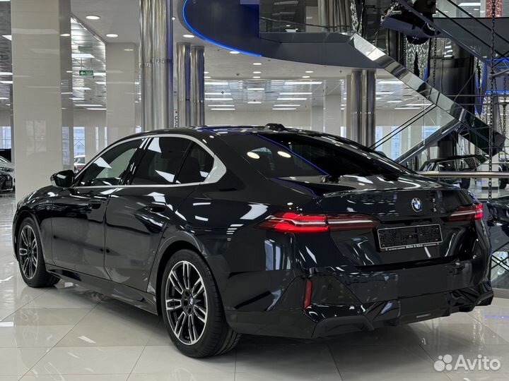BMW 5 серия 2.0 AT, 2023, 25 км