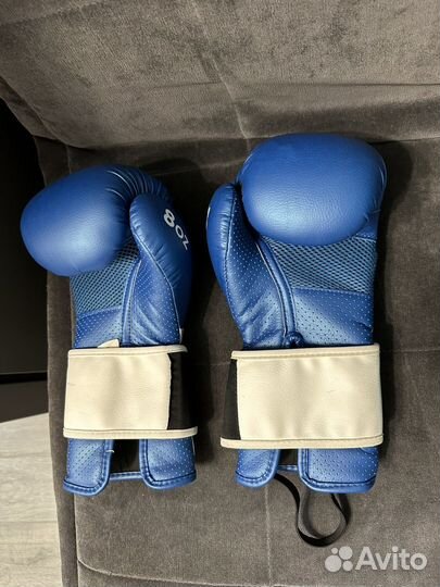 Боксерские перчатки детские 8 oz