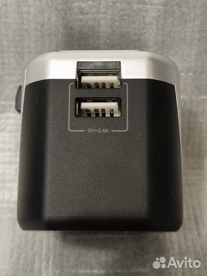 Hoco - Travel Adapter AC5