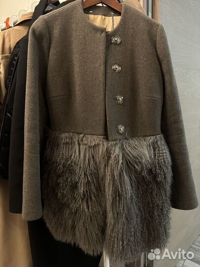 Пальто теплое с мехом