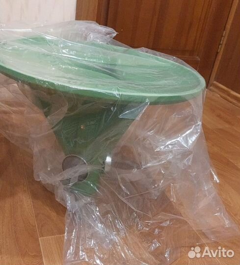 Инструмент для расчистки копытного рога лошади