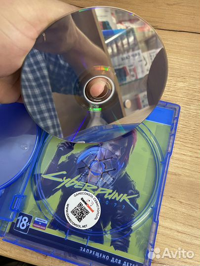 Cyberpunk 2077 диск для PS4 б/у