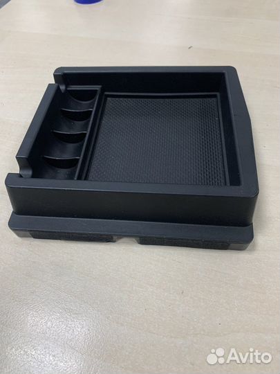 Полка в подлокотник Subaru Outback 92173AL000