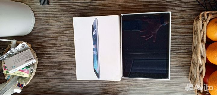 iPad air Wi-Fi+ Cellular 16gb Space Gray