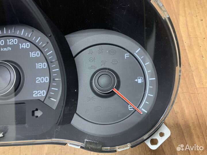 Панель приборов Kia Rio 3