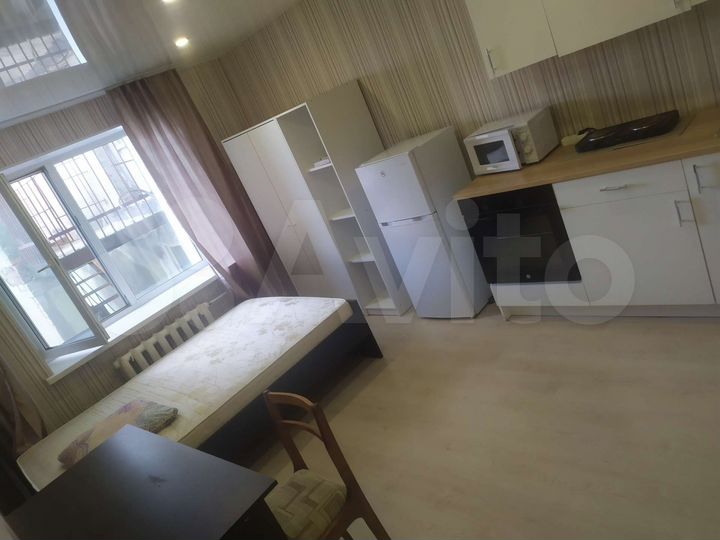 Квартира-студия, 17,7 м², 8/9 эт.