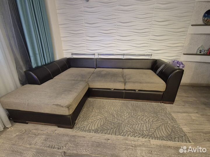 Угловой диван
