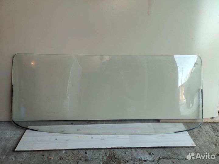 Заднее стекло ваз 2106