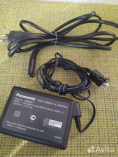 Сетевое зарядное устройство Panasonic