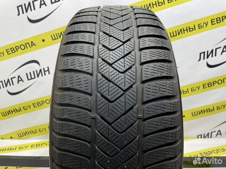 Pirelli Winter Sottozero 3 235/50 R19