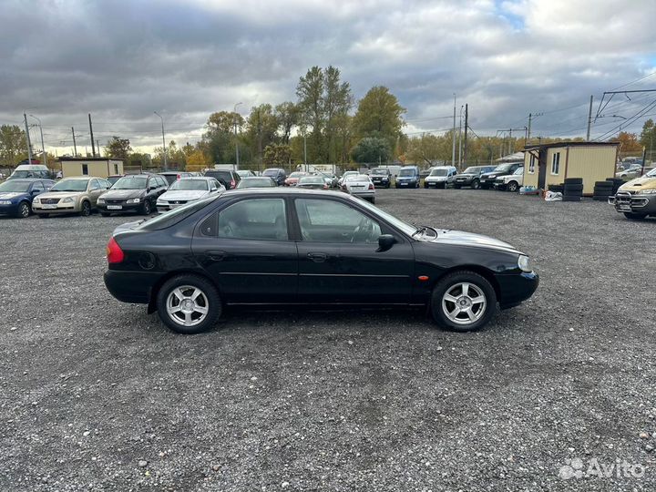 Ford Mondeo 1.8 МТ, 2000, 282 307 км
