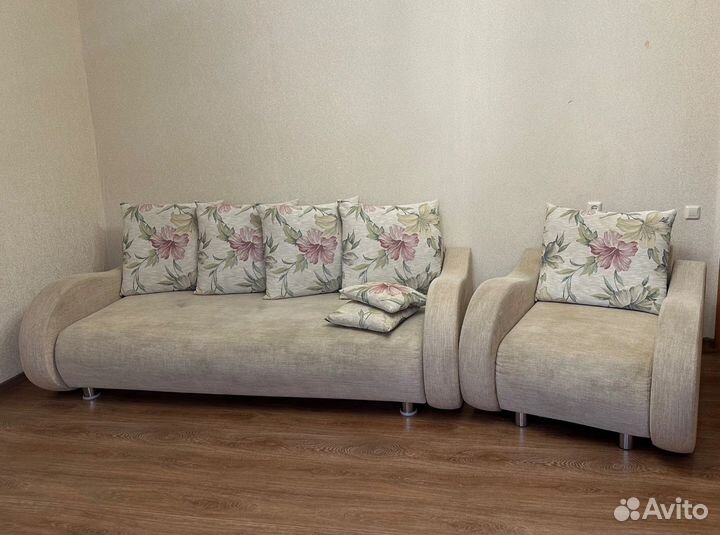 Диван и кресло