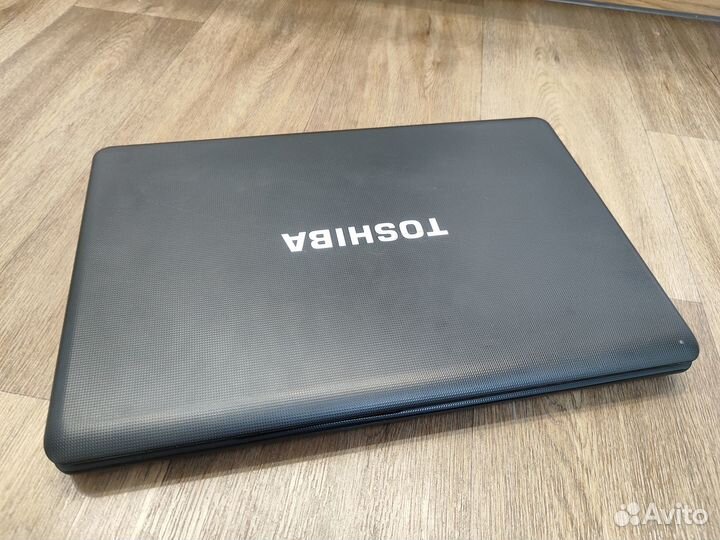 Ноутбук Toshiba на i3 (i3, ssd+hdd, 8gb ddr3)
