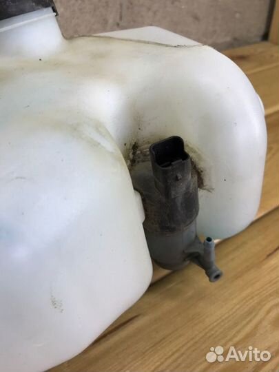 Бачок омывателя передний Renault Logan 2 K7M 2015