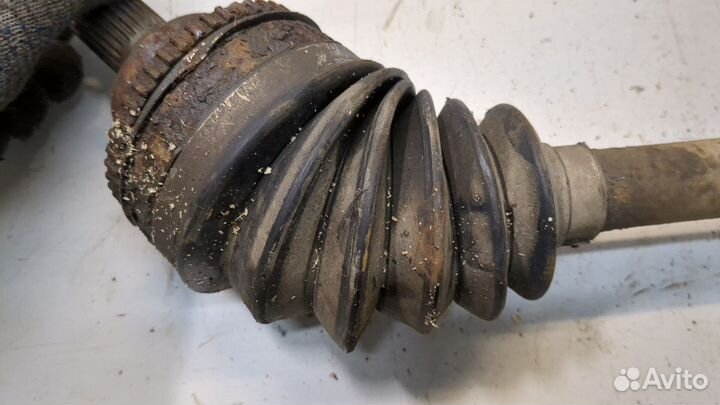 Полуось левая передняя Lexus RX