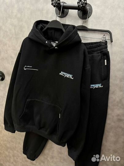 Спортивный костюм represent